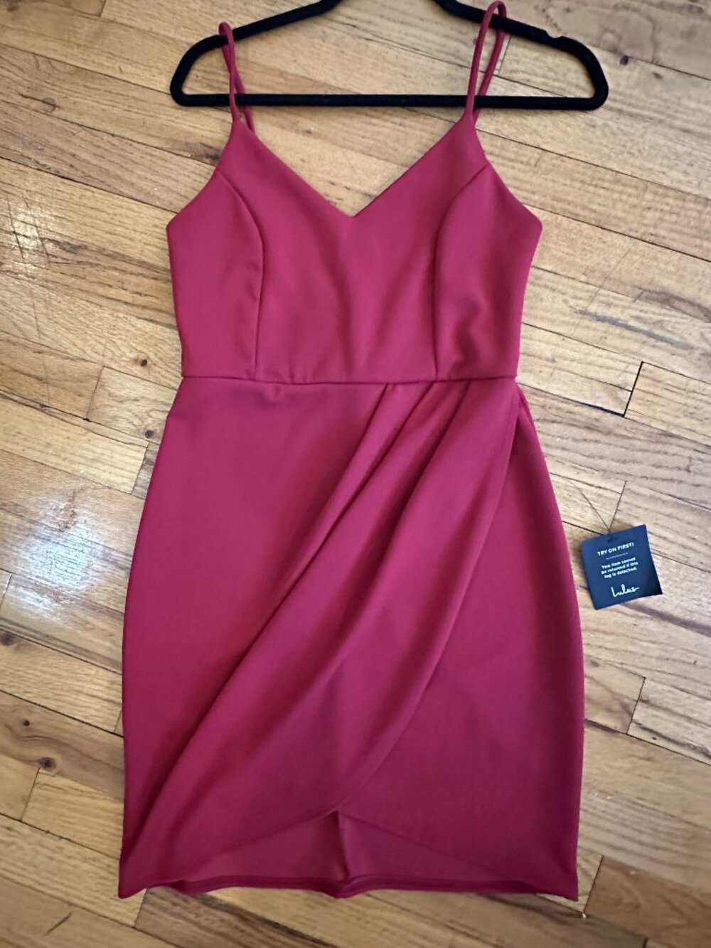 NWT Lulus Red Tulip Hem Spaghetti Strap Cocktail Dress Size M princess